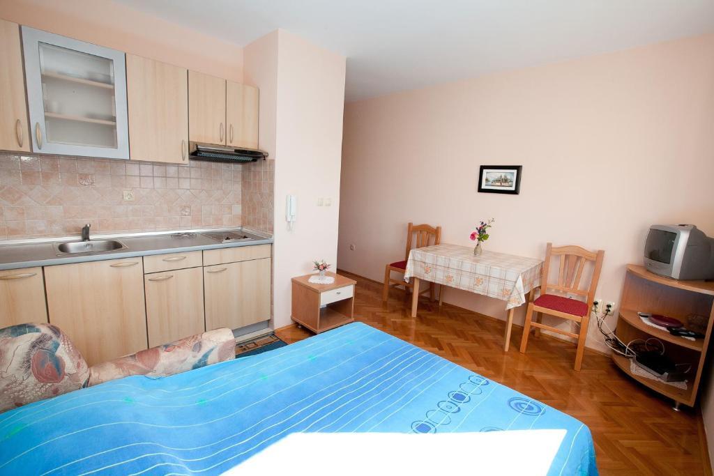Apartments Petani Kožino Kamer foto
