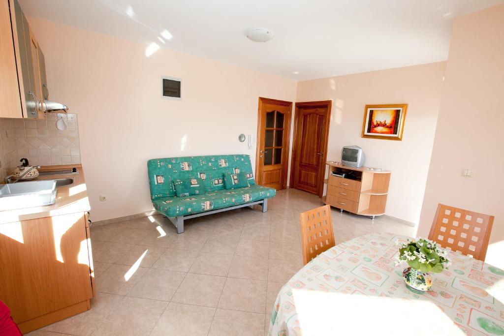 Apartments Petani Kožino Kamer foto