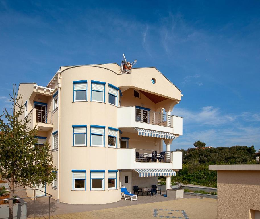 Apartments Petani Kožino Buitenkant foto